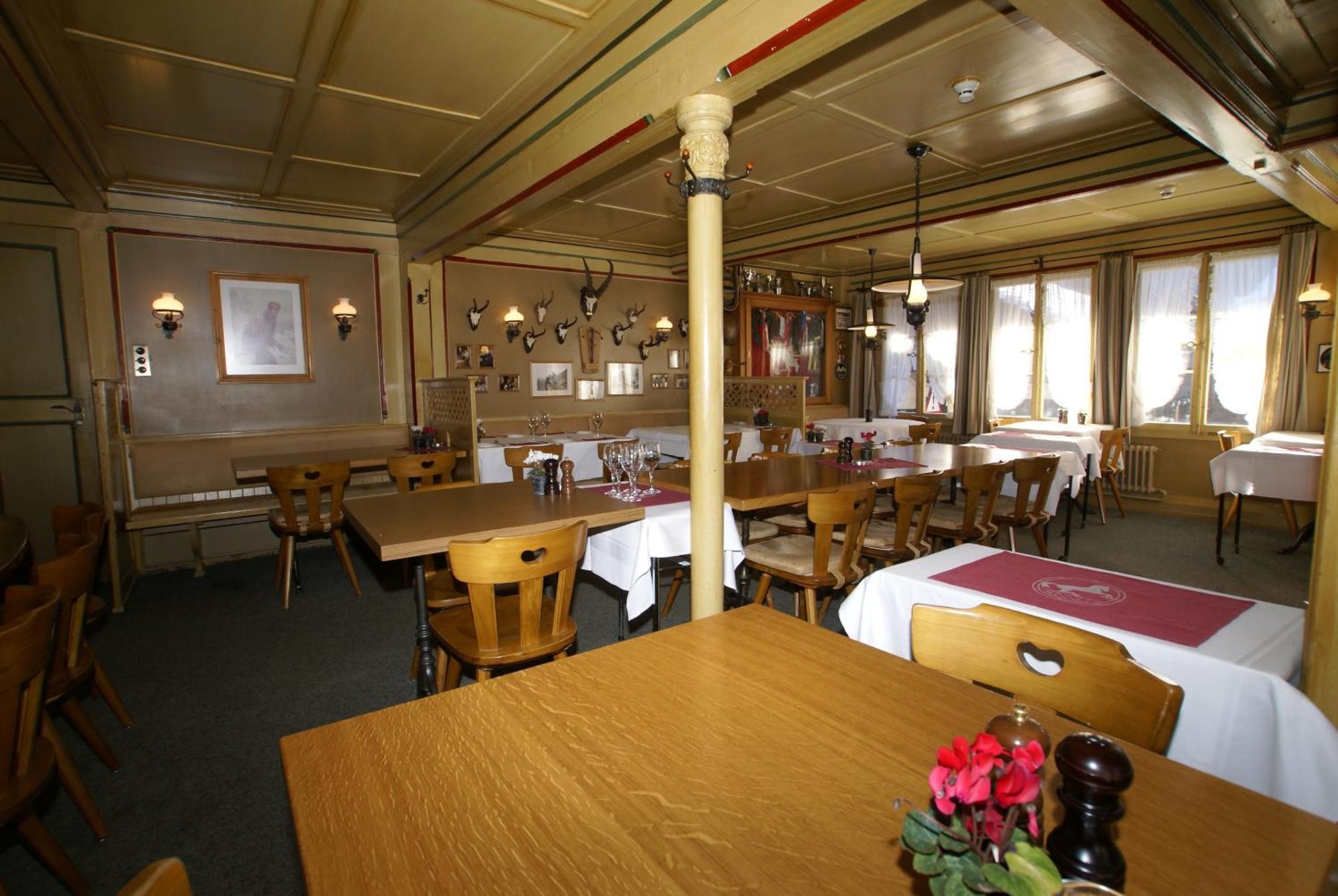 Posthotel Roessli Gstaad Exteriör bild