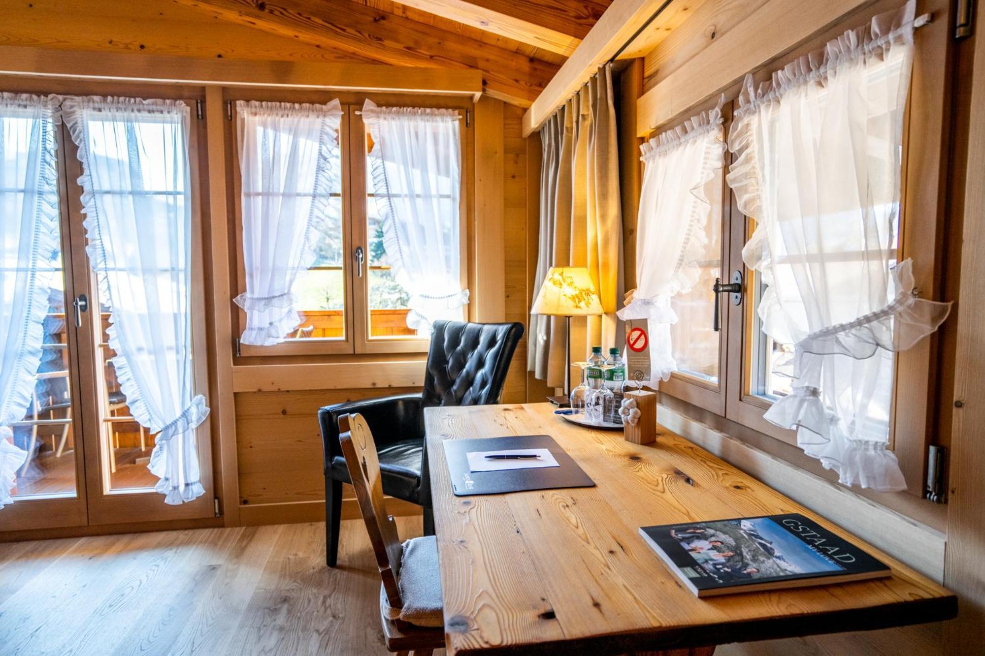 Posthotel Roessli Gstaad Exteriör bild