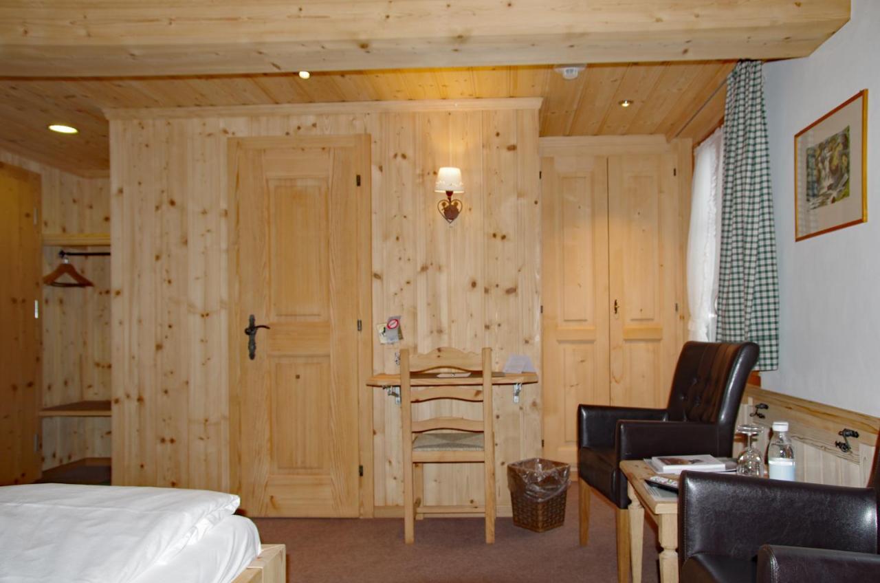 Posthotel Roessli Gstaad Exteriör bild